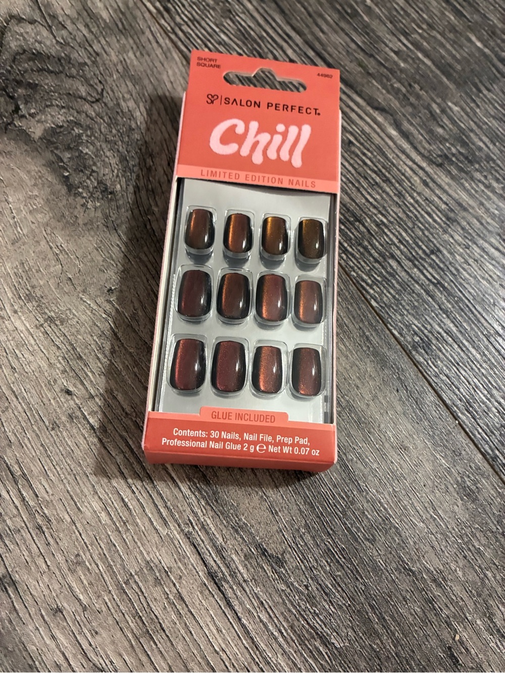 Salon Perfect Chill Brown Press-On Nails - Limited Edition